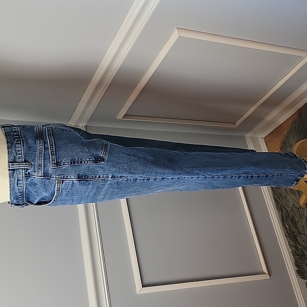 WRANGLER Boy's Classic Boot Medium Wash Basic Casual Bootcut Denim‎ Jeans 16R - Picture 2 of 8